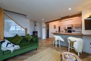 Sitting Room- click for photo gallery